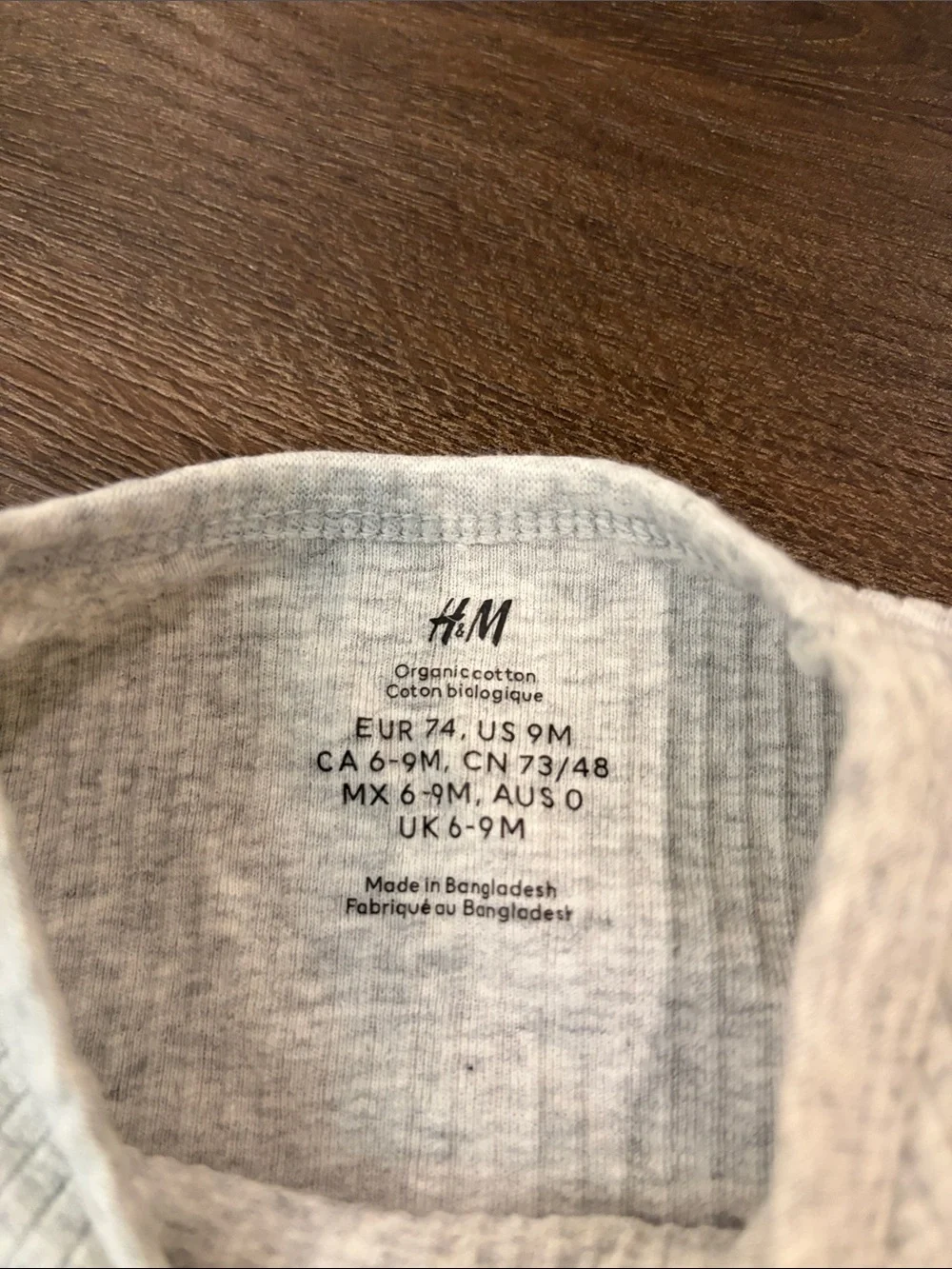 H&M Ribbed Short Sleeve One-Piece Bodysuits and Hat(6-9M)